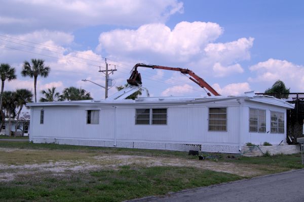 Mobile Home Demolition in Ellensburg