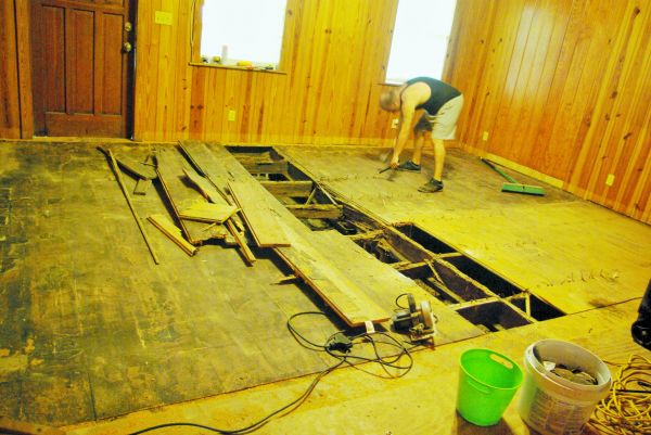 Subfloor Demolition in Ellensburg