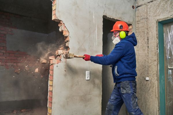 Concrete Wall Demolition in Ellensburg